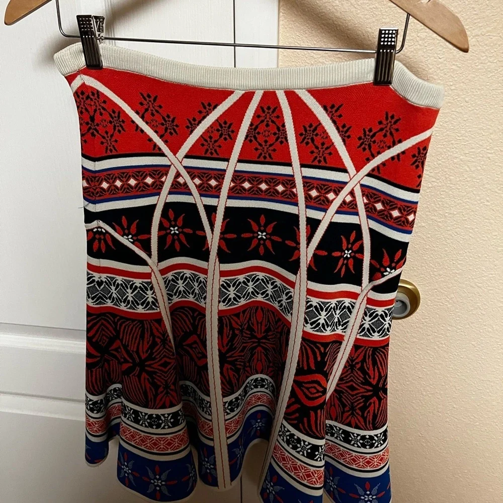 Diane Von Furstenberg Jacquard Knit Samara Desert Bands Fit Flare Skirt Small